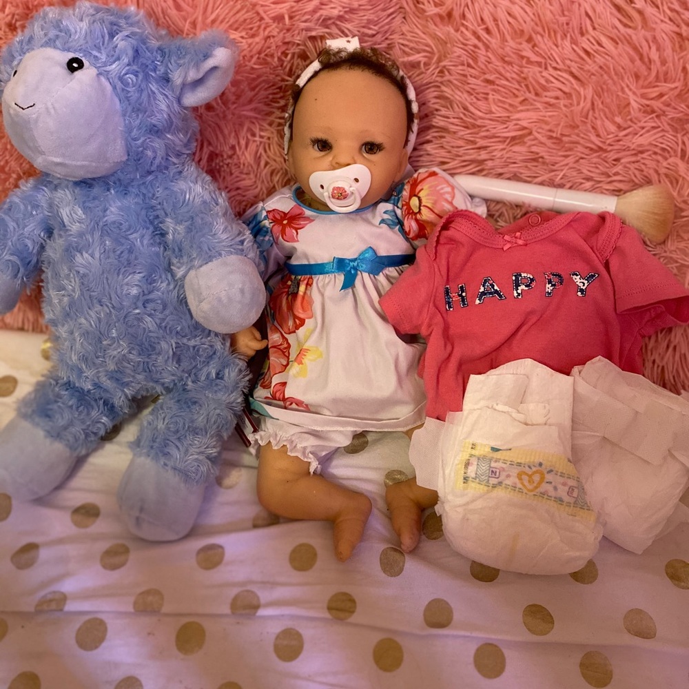 AshtonDrake prettyandpetite Presley silicone baby